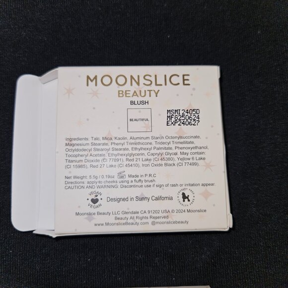 🤩3/$15! NWB Moonslice Beauty Blush in "Beautiful" - Picture 2 of 3